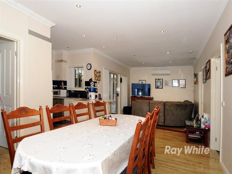 2/21 Birdwood Avenue, Dandenong VIC 3175