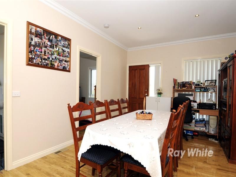 2/21 Birdwood Avenue, Dandenong VIC 3175