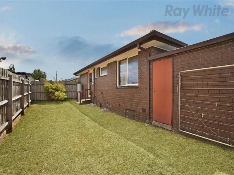 10/90 Athol Road, Springvale South VIC 3172