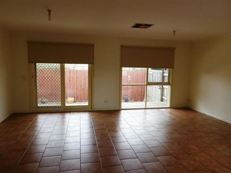 2/115 Corrigan Road, Noble Park VIC 3174