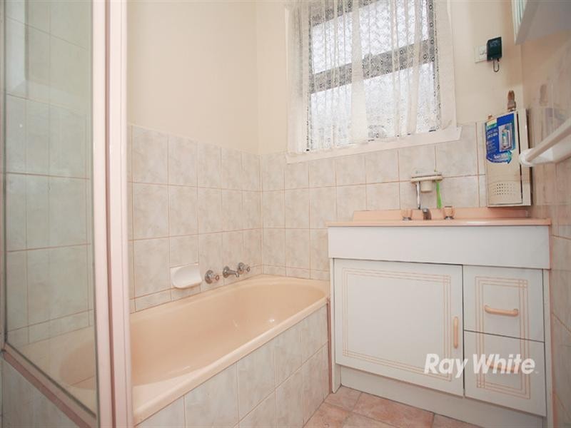 13 Bloomfield Road, Noble Park VIC 3174