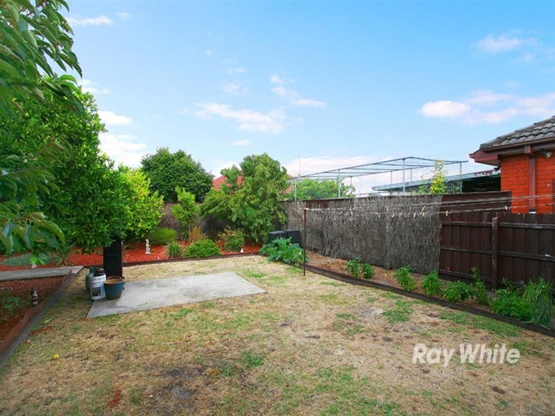 13 Bloomfield Road, Noble Park VIC 3174