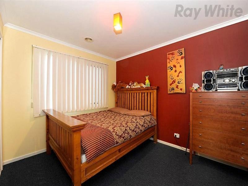 2/100 Kelvinside Road, Noble Park VIC 3174