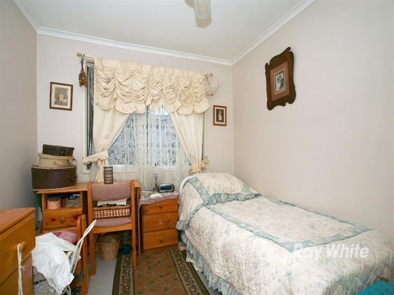 2/5 Carroll Avenue, Dandenong VIC 3175