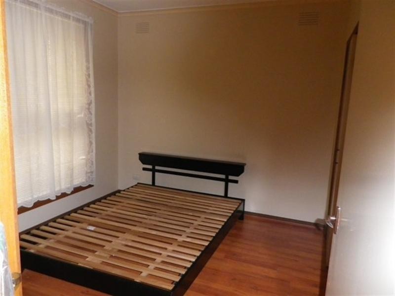 2/28 De Villers Drive, Dandenong VIC 3175