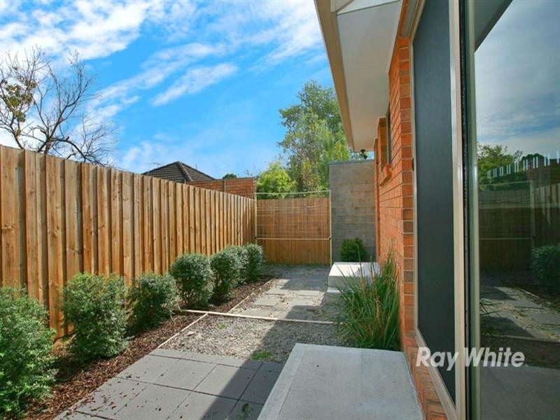 2/152 Power Road, Doveton VIC 3177