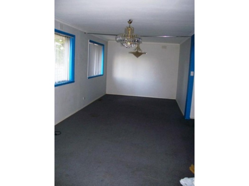 4 Elisabeth Avenue, Springvale South VIC 3172