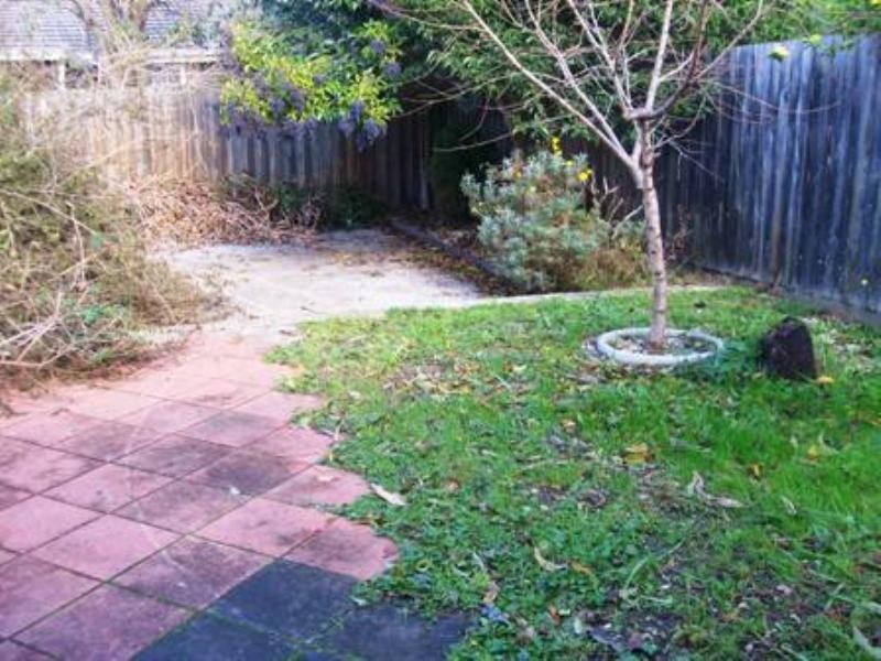 4 Elisabeth Avenue, Springvale South VIC 3172