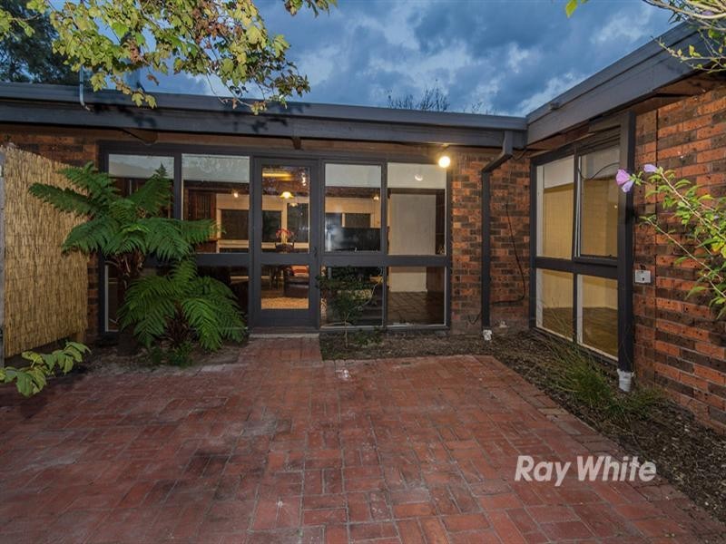 9 Gymea Court, Keysborough VIC 3173