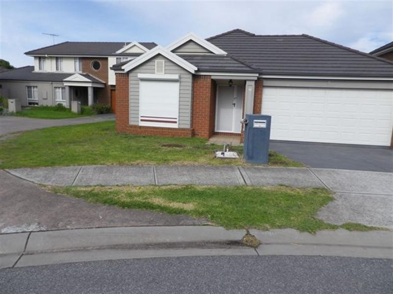 18 Wisteria Place, Springvale South VIC 3172