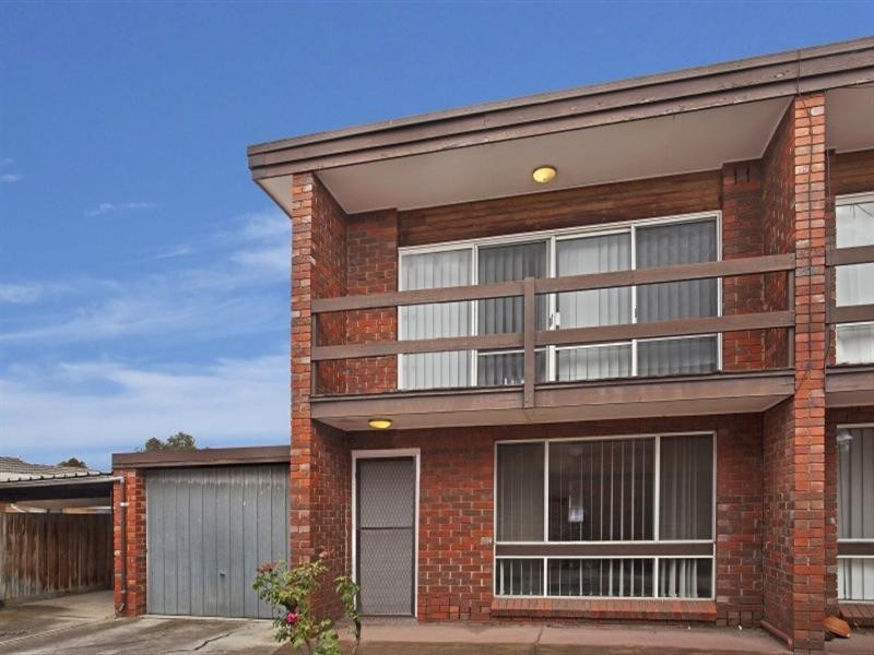 4/4 Colonsay Road, Springvale VIC 3171