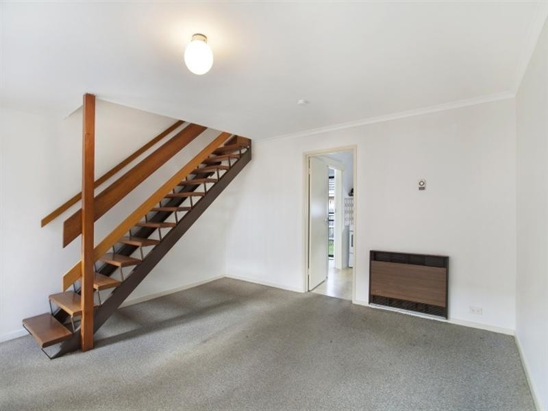 4/4 Colonsay Road, Springvale VIC 3171