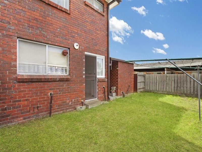 4/4 Colonsay Road, Springvale VIC 3171