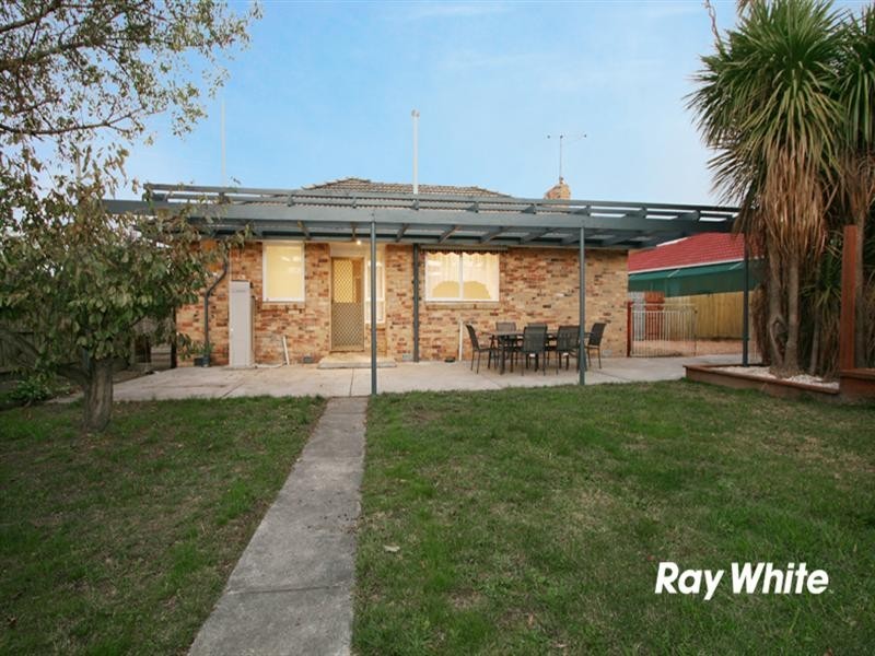 106 Gladstone Road, Dandenong North VIC 3175