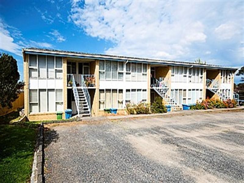 11/9 Kelvinside Road, Noble Park VIC 3174