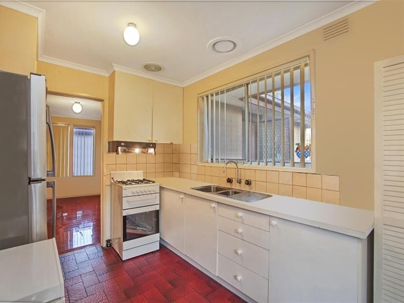 10 Wallarano Drive, Noble Park VIC 3174