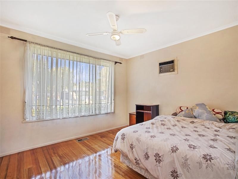 10 Wallarano Drive, Noble Park VIC 3174