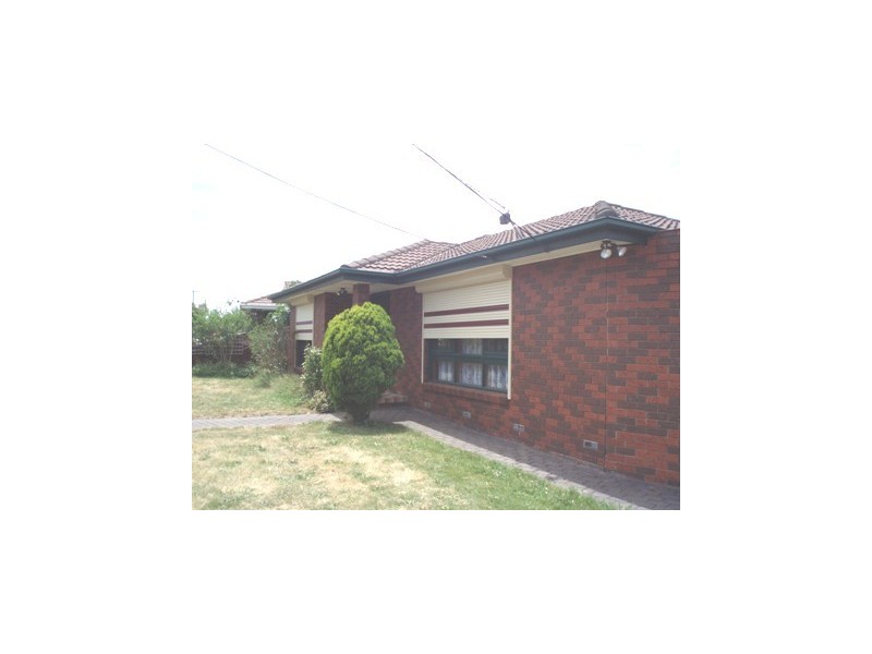 9 Fillmore Road, Dandenong North VIC 3175