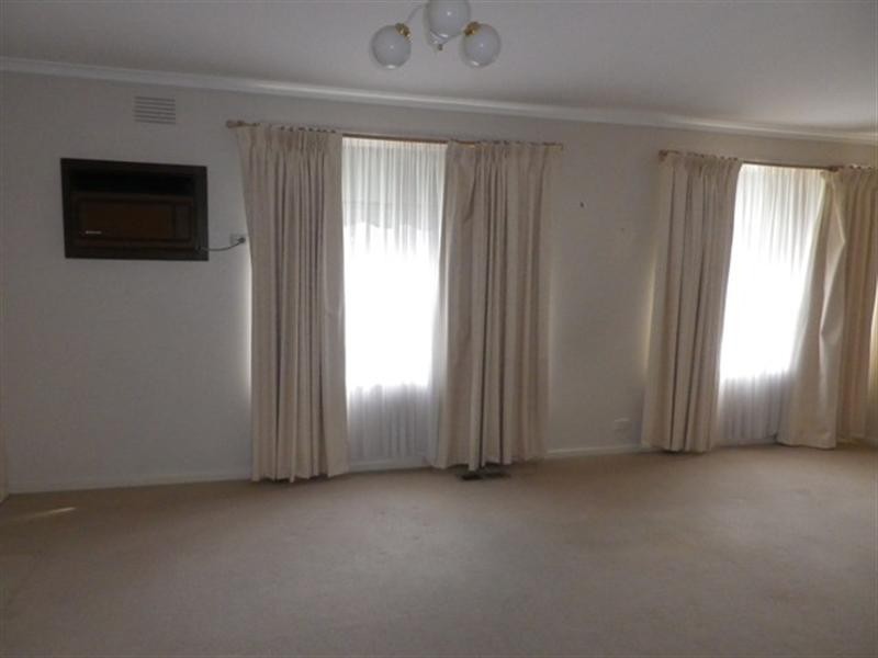 10 Watson Road, Noble Park North VIC 3174