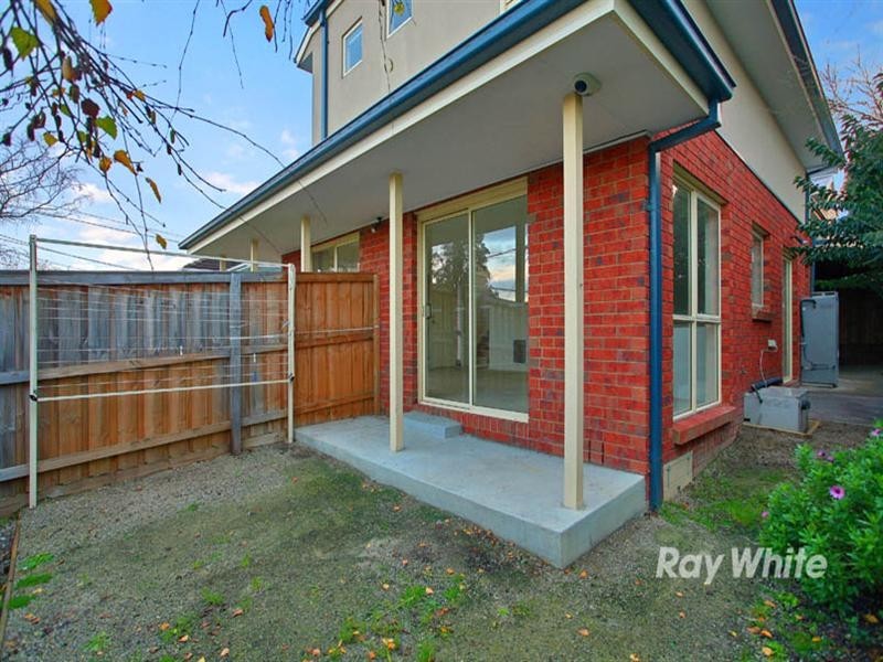 1/18 Liege Avenue, Noble Park VIC 3174