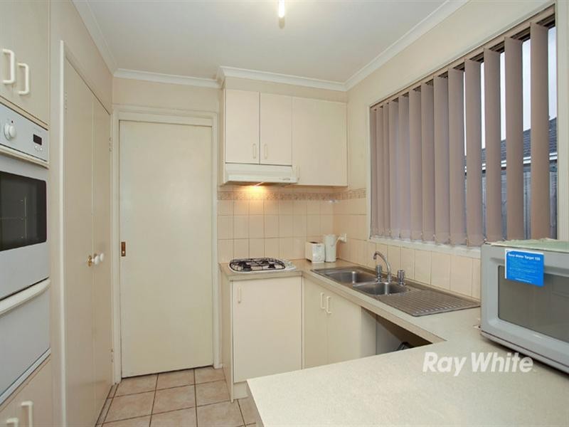 4/29 Kelvinside Road, Noble Park VIC 3174