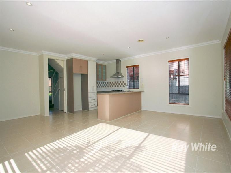 2/137 Keylana Drive, Keysborough VIC 3173