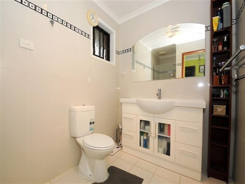 2/10 dodds Street, Springvale VIC 3171