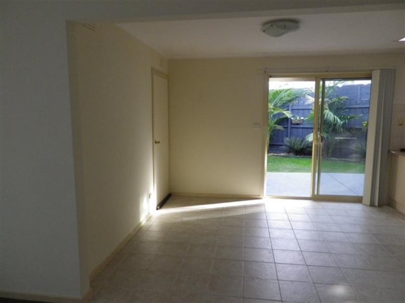 4/11 Kendra Place, Keysborough VIC 3173