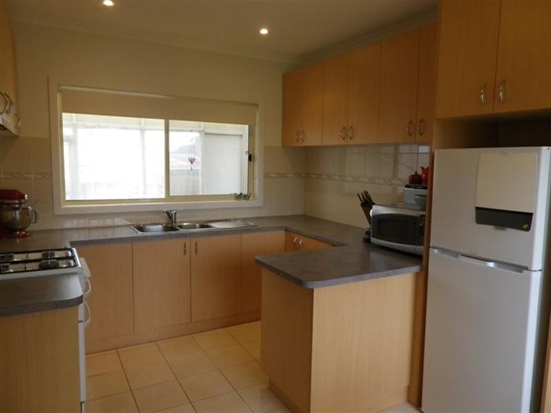 1/18 Larbert Road, Noble Park VIC 3174