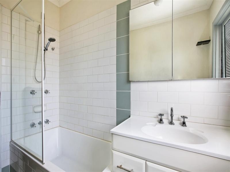 6 Theodore Avenue, Noble Park VIC 3174