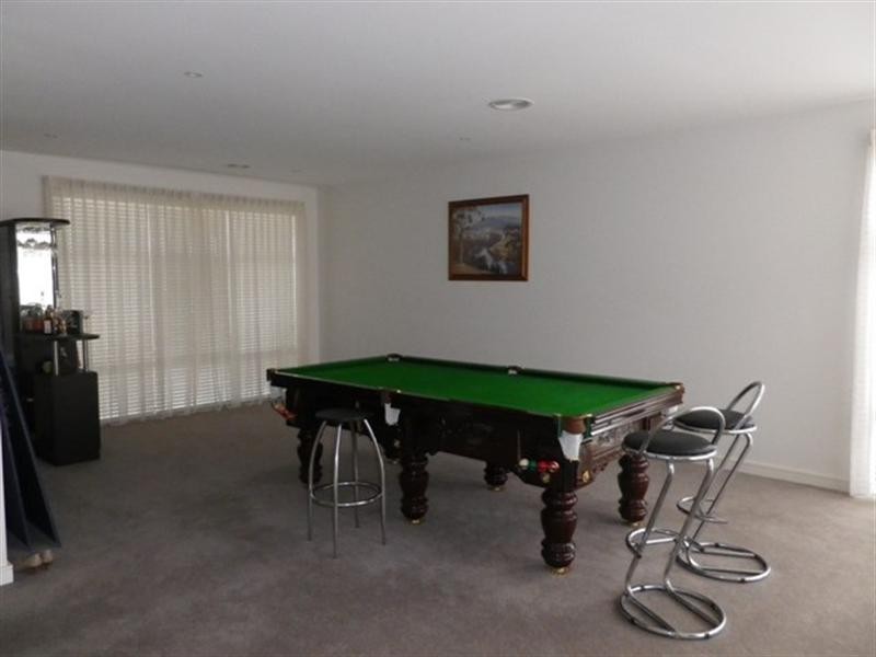 17 Camville Road, Mulgrave VIC 3170