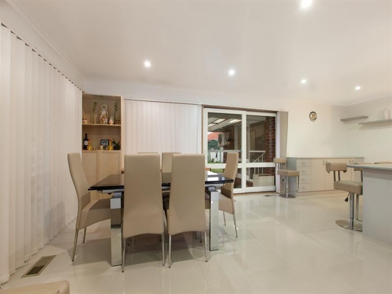 15 Fenton Court, Keysborough VIC 3173