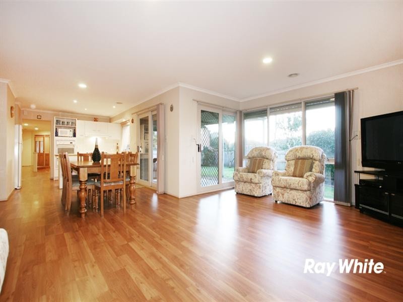 5 Oxenford Rise, Narre Warren South VIC 3805