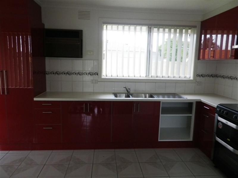 5 Grayling Crescent, Keysborough VIC 3173