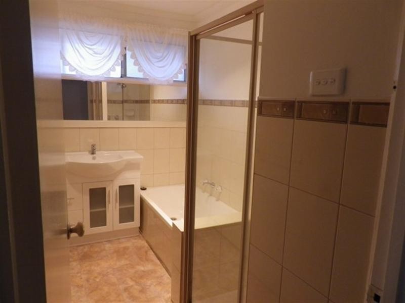 5 Grayling Crescent, Keysborough VIC 3173