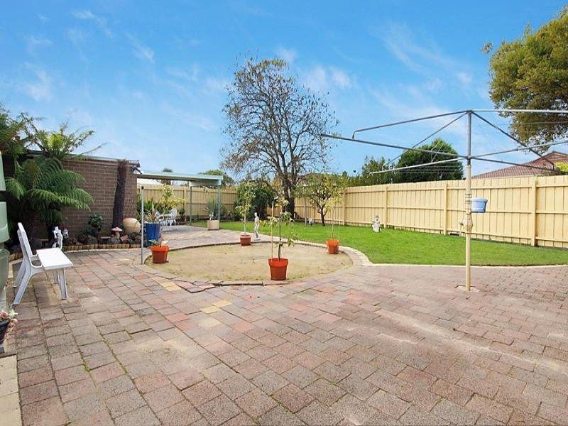 1 Collaroy Crescent, Noble Park VIC 3174