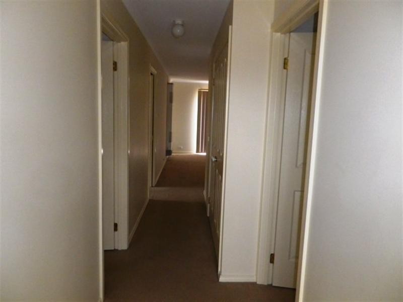 9/21-31 Parman Avenue, Pakenham VIC 3810