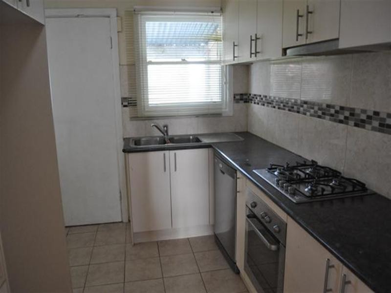 16 Vincent Crescent, Noble Park VIC 3174