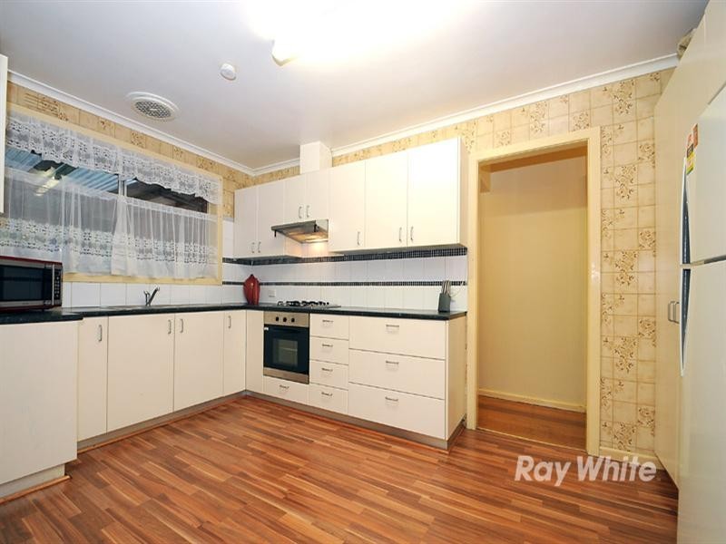 39 First Avenue, Dandenong North VIC 3175