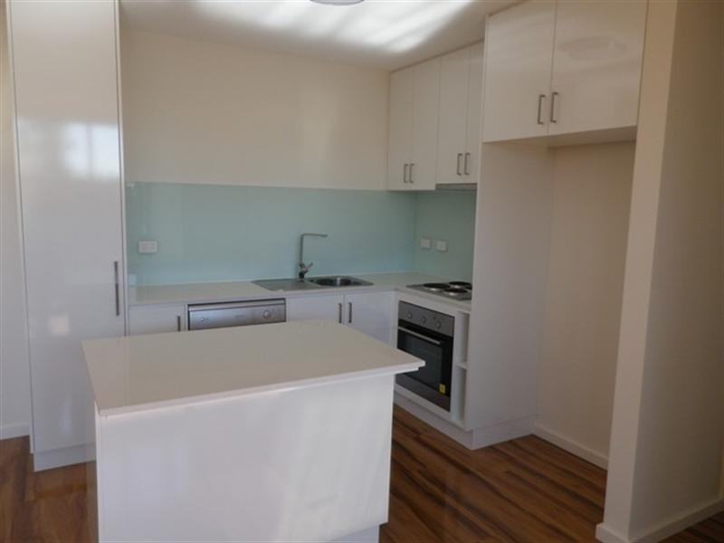 5/4 Gwenda Street, Dandenong VIC 3175