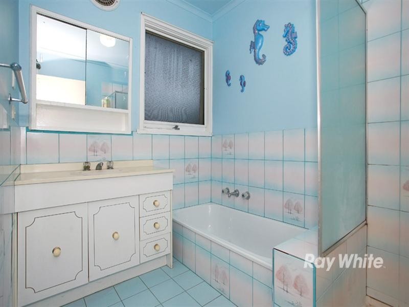 1 Barratt Court, Noble Park VIC 3174