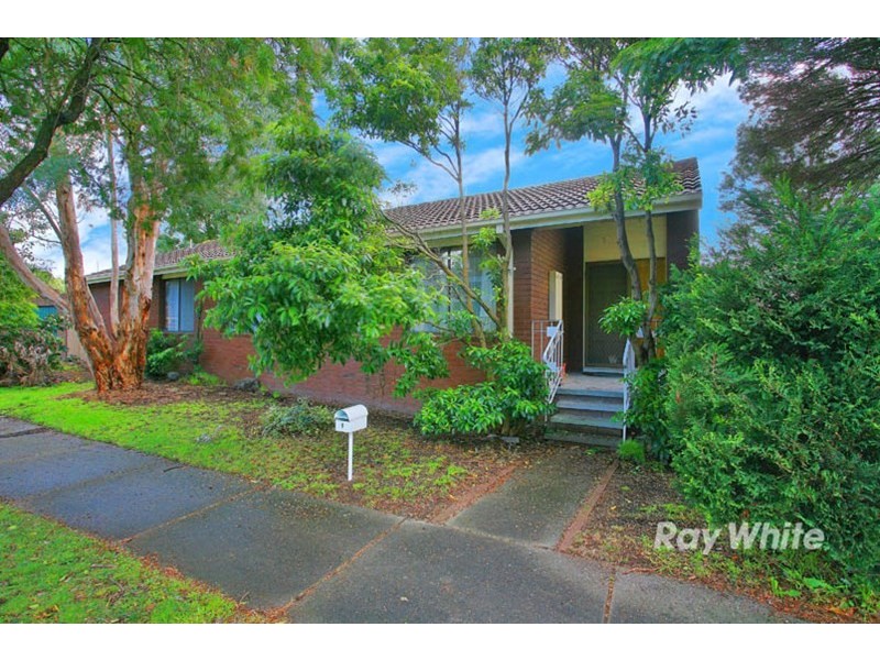 9 Spinosa Close, Endeavour Hills VIC 3802