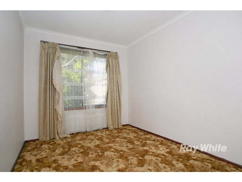 9 Spinosa Close, Endeavour Hills VIC 3802