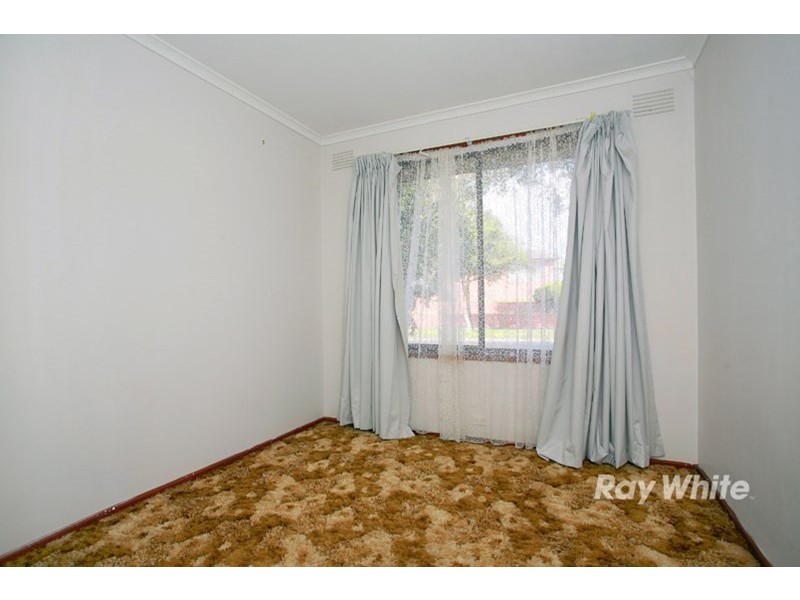 9 Spinosa Close, Endeavour Hills VIC 3802