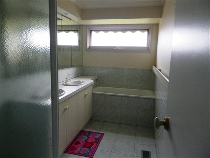 16 Vitis Avenue, Noble Park VIC 3174