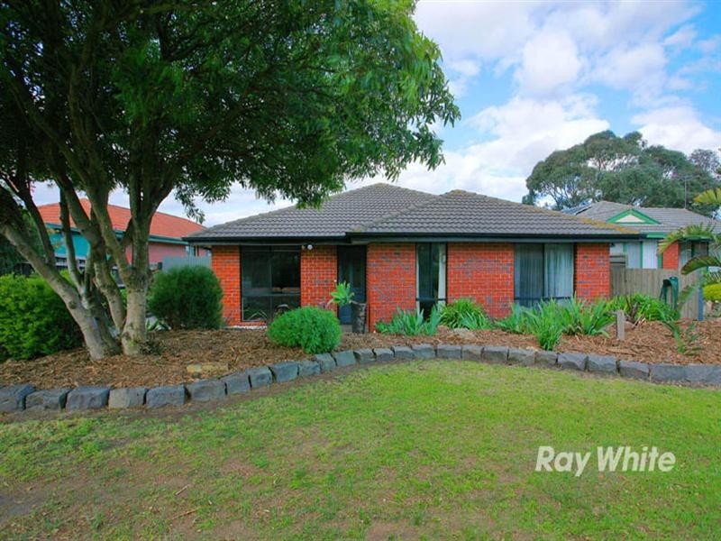 10 Dewpoint Crescent, Hampton Park VIC 3976