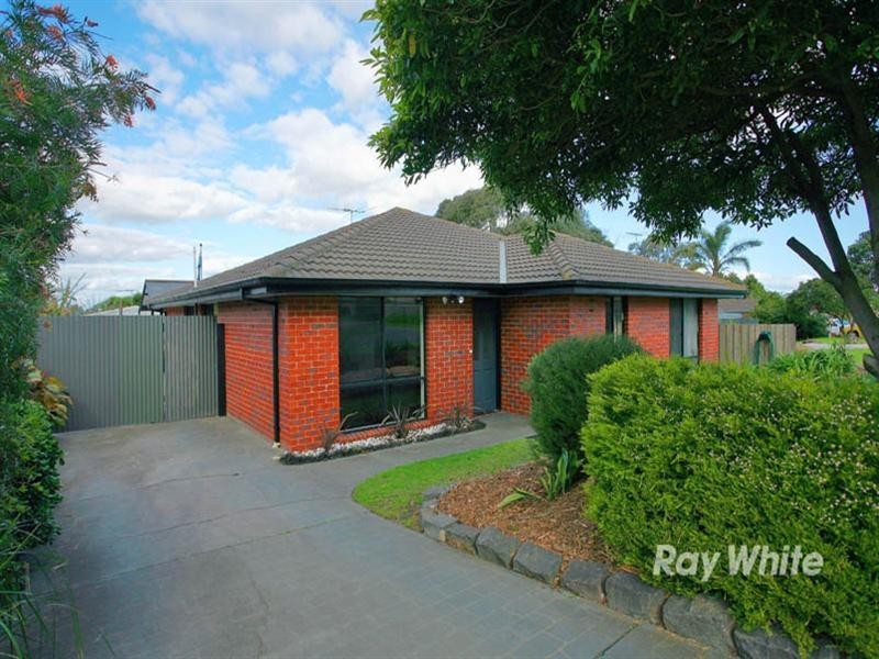 10 Dewpoint Crescent, Hampton Park VIC 3976