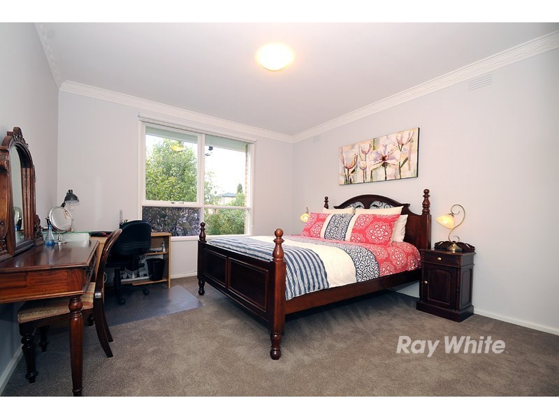 15 Rex Court, Noble Park VIC 3174