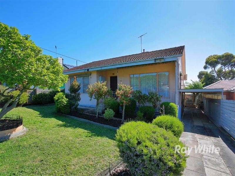 77 Tristania Street, Doveton VIC 3177