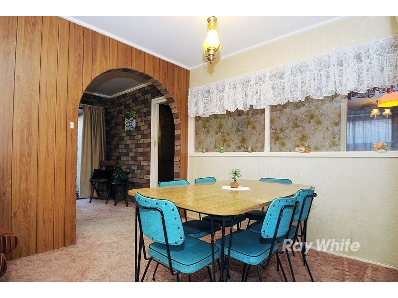 15 Mulgoa Avenue, Dandenong North VIC 3175